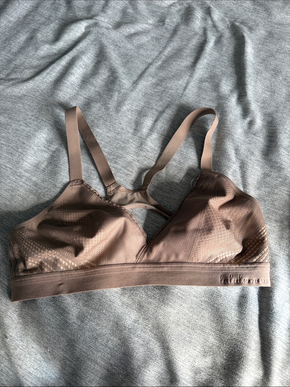 Lululemon Awake to Lace Bra 32C Nude/Beige Light Support
